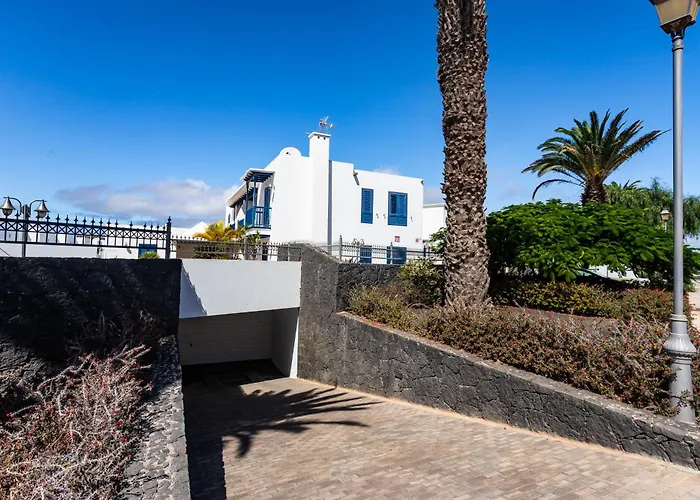 Marina Rubicon Number 5 Apartman