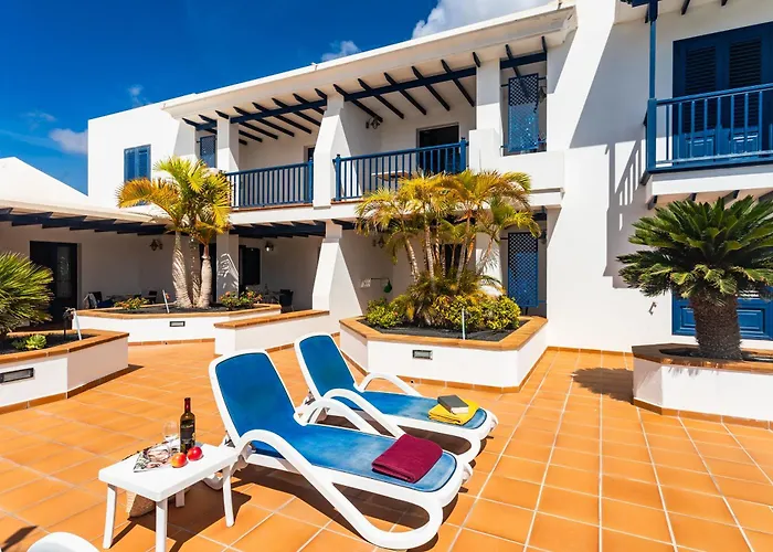 Marina Rubicon Number 5 * Playa Blanca